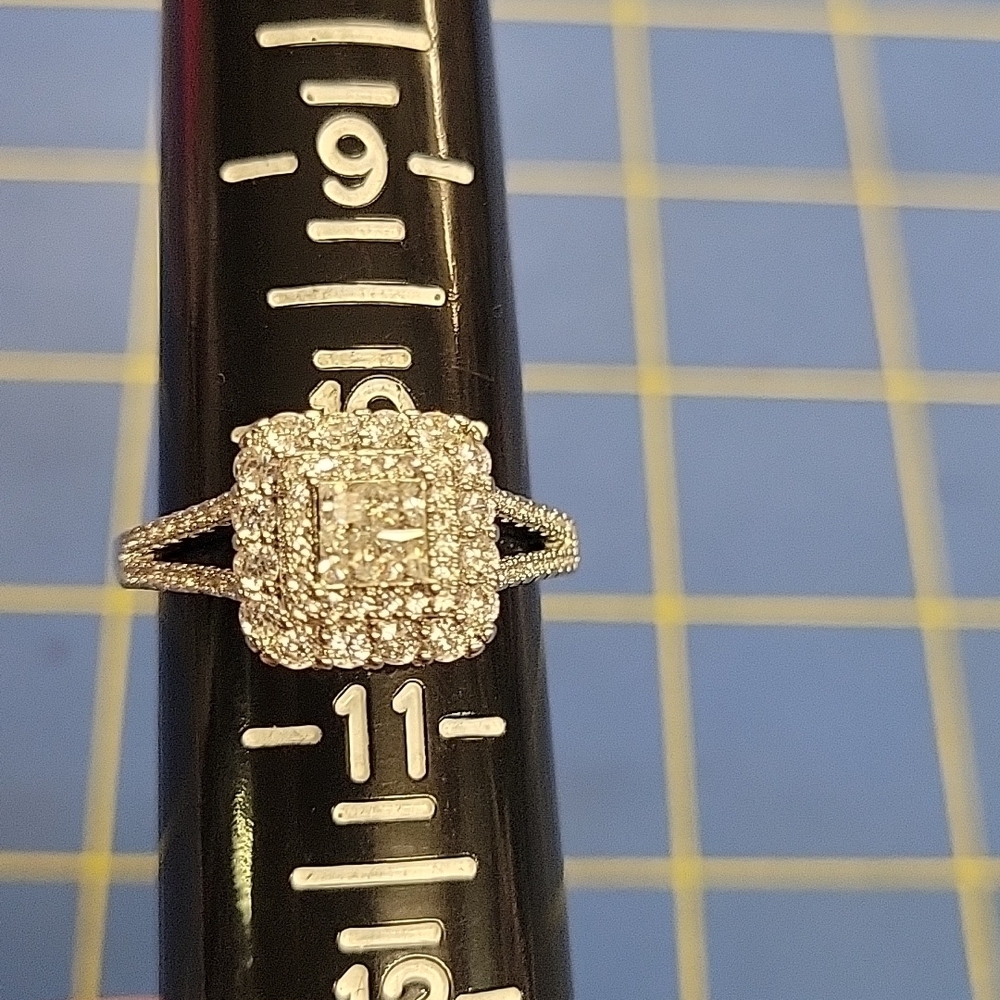 Rhinestone Silver Tone Ring Size 10